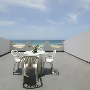 Beach Front Boavista Appartement