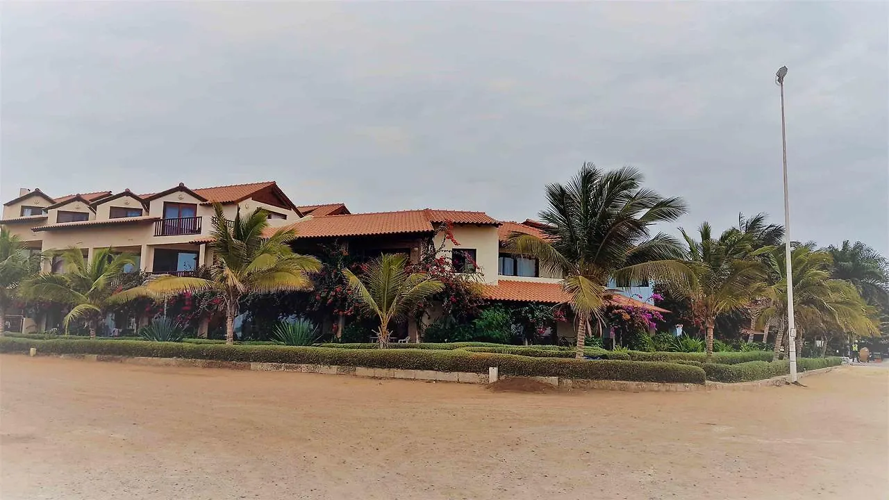 Porto Antigo 2 Beachfront Santa Maria